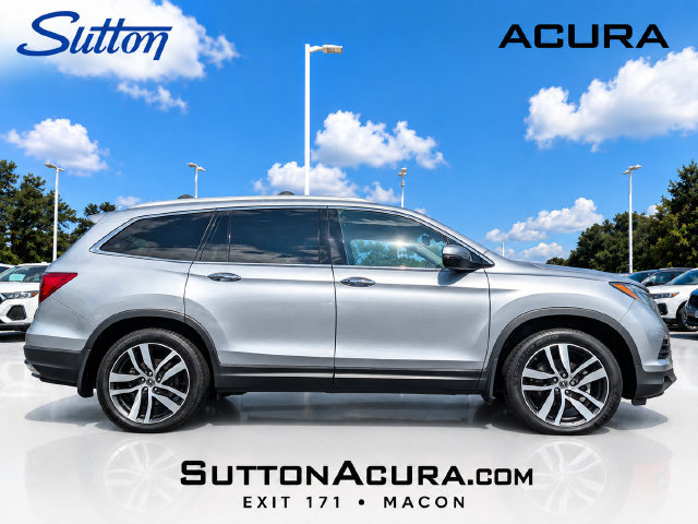 Used 2017 Honda Pilot Elite image 2