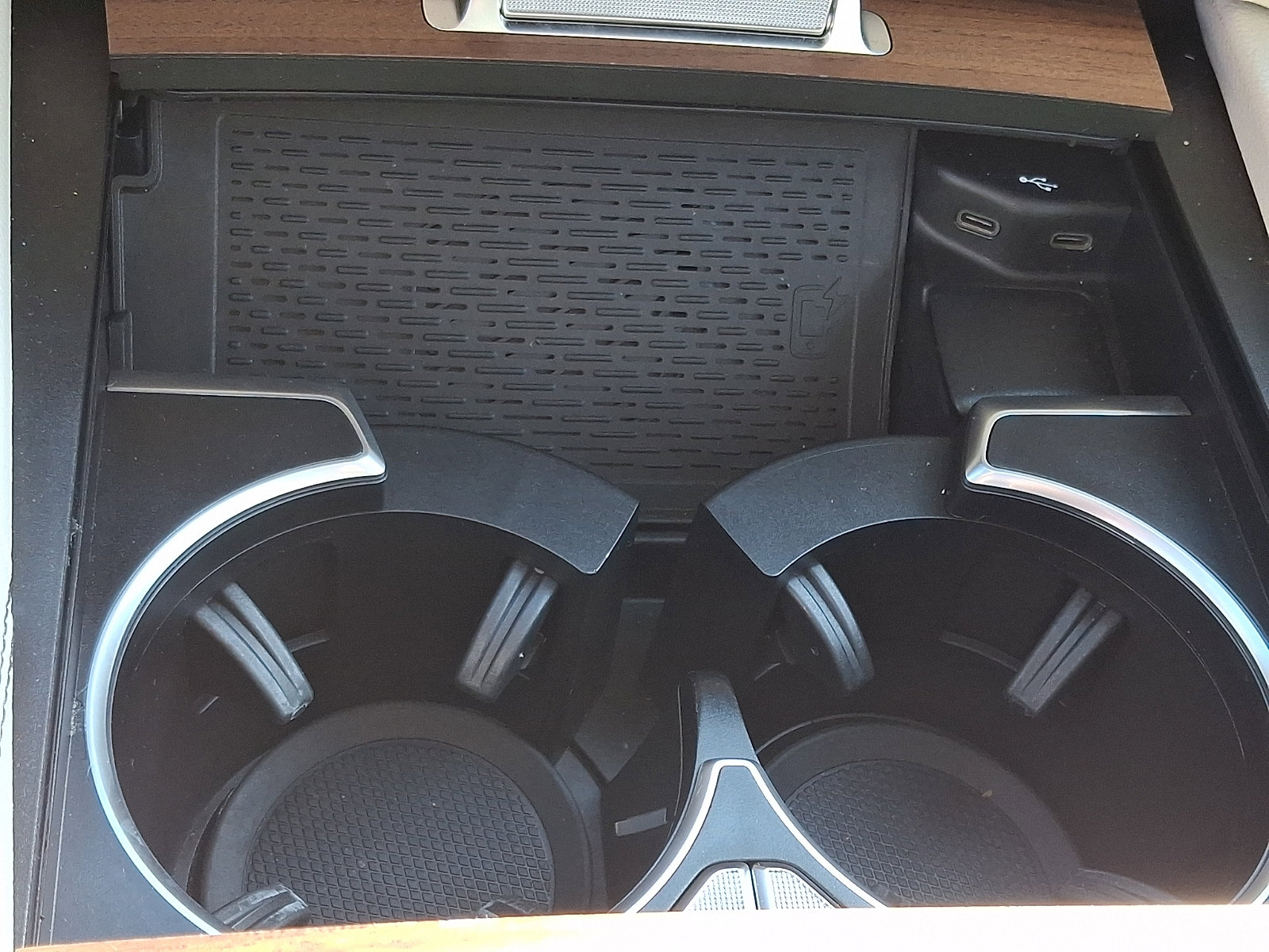 Used 2024 Mercedes-Benz GLS 450 4MATIC image 26