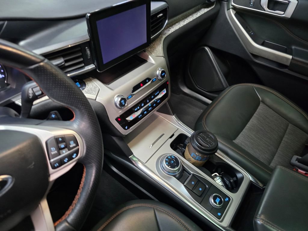 Used 2022 Ford Explorer Timberline image 12