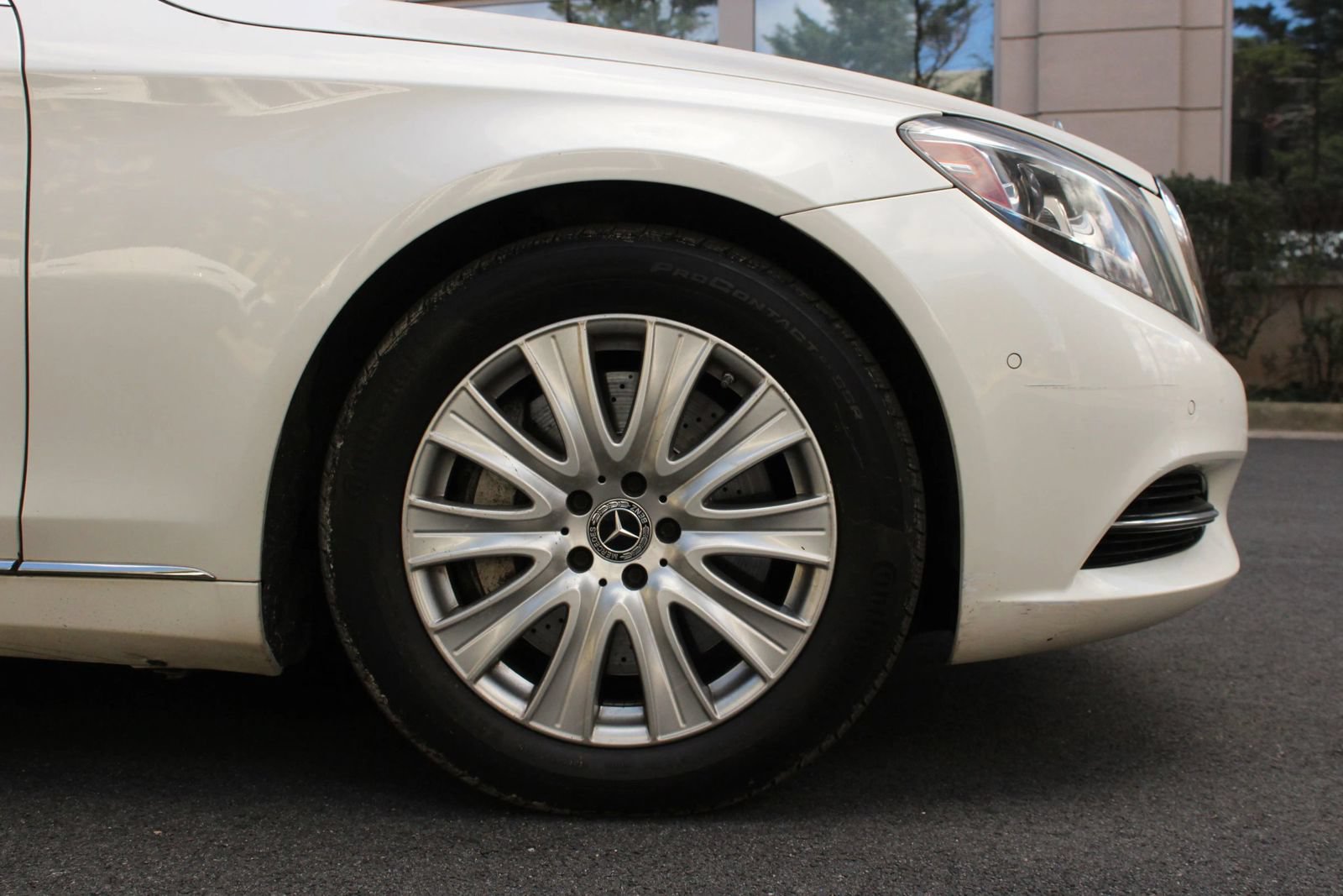 Used 2014 Mercedes-Benz S 550 Sedan image 4