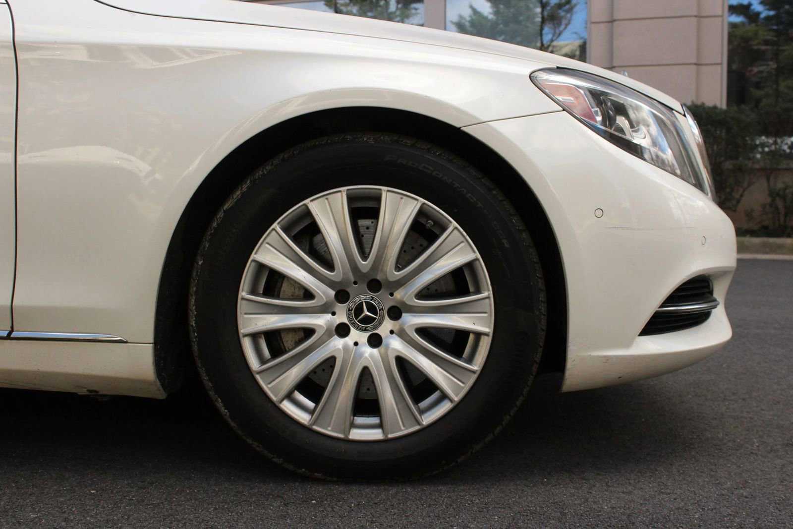 Used 2014 Mercedes-Benz S 550 Sedan image 4