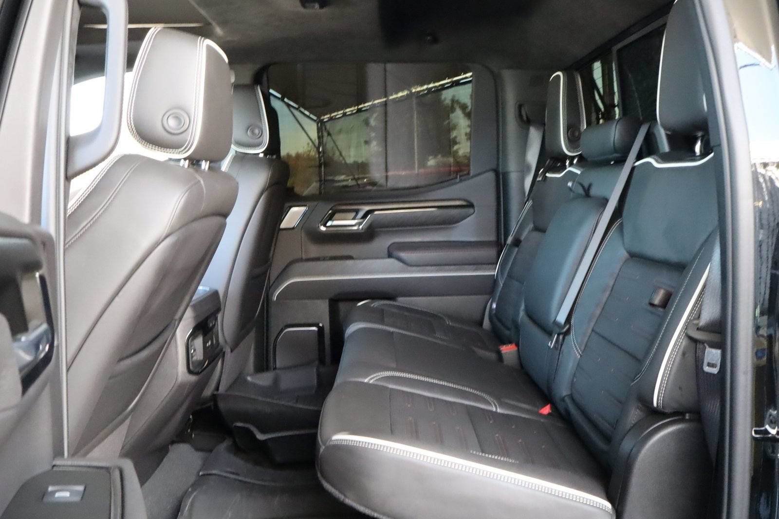 Used 2024 GMC Sierra 1500 AT4X w/ AT4X AEV Edition AWD/4WD image 36