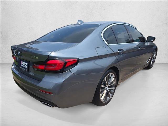Used 2022 BMW 530i w/ Premium Package RWD image 5
