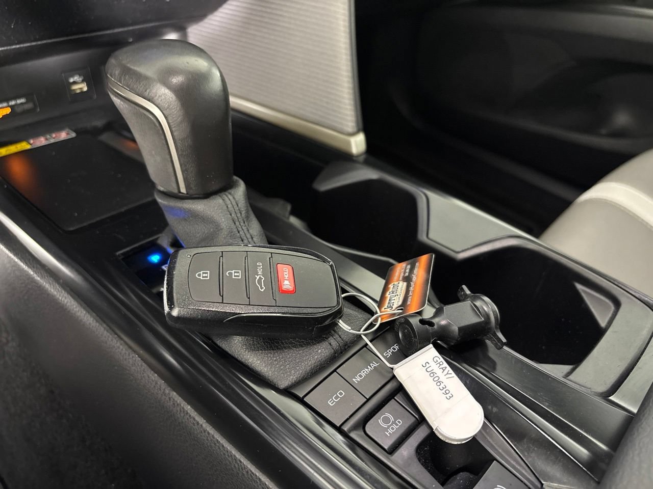 Used 2025 Toyota Camry SE FWD image 21