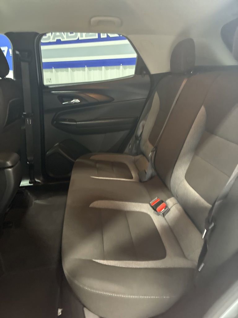 Used 2025 Chevrolet TrailBlazer LT AWD/4WD image 38