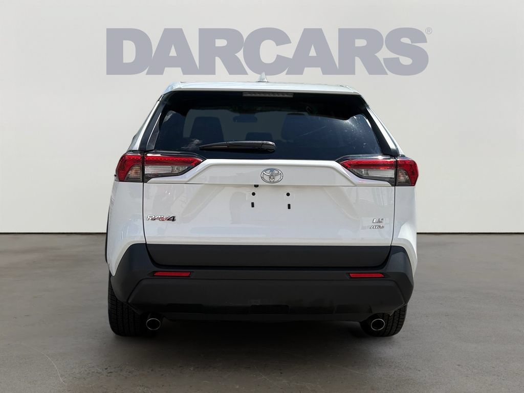 Used 2025 Toyota RAV4 LE AWD/4WD image 6