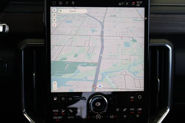 New 2026 GMC Acadia Denali Ultimate FWD image 18