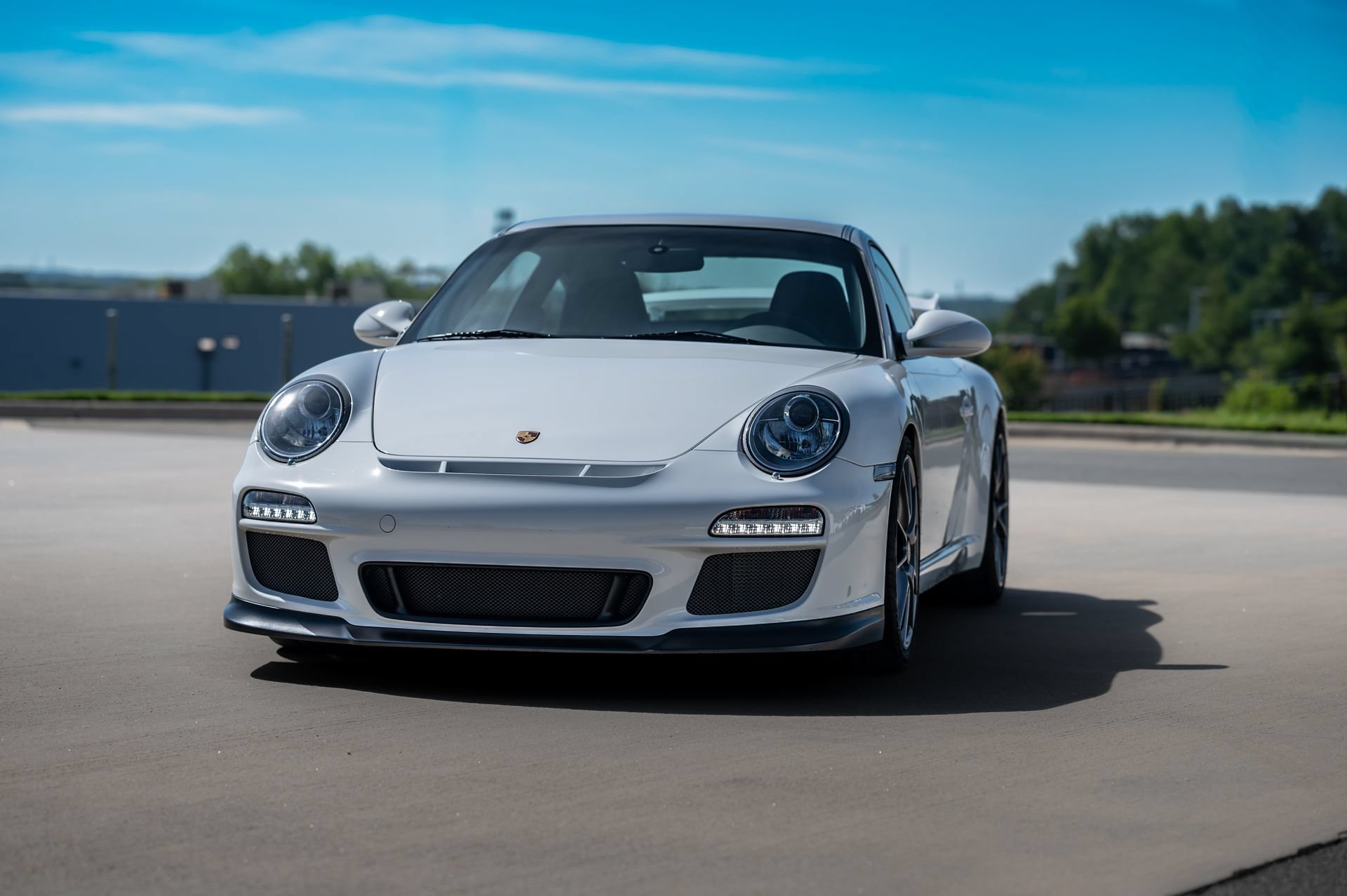 Used 2010 Porsche 911 GT3 RWD image 3