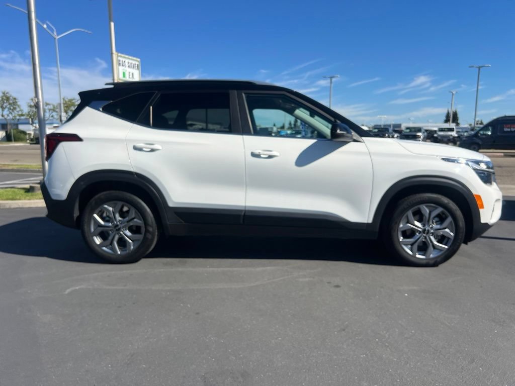 Used 2024 Kia Seltos S FWD image 14