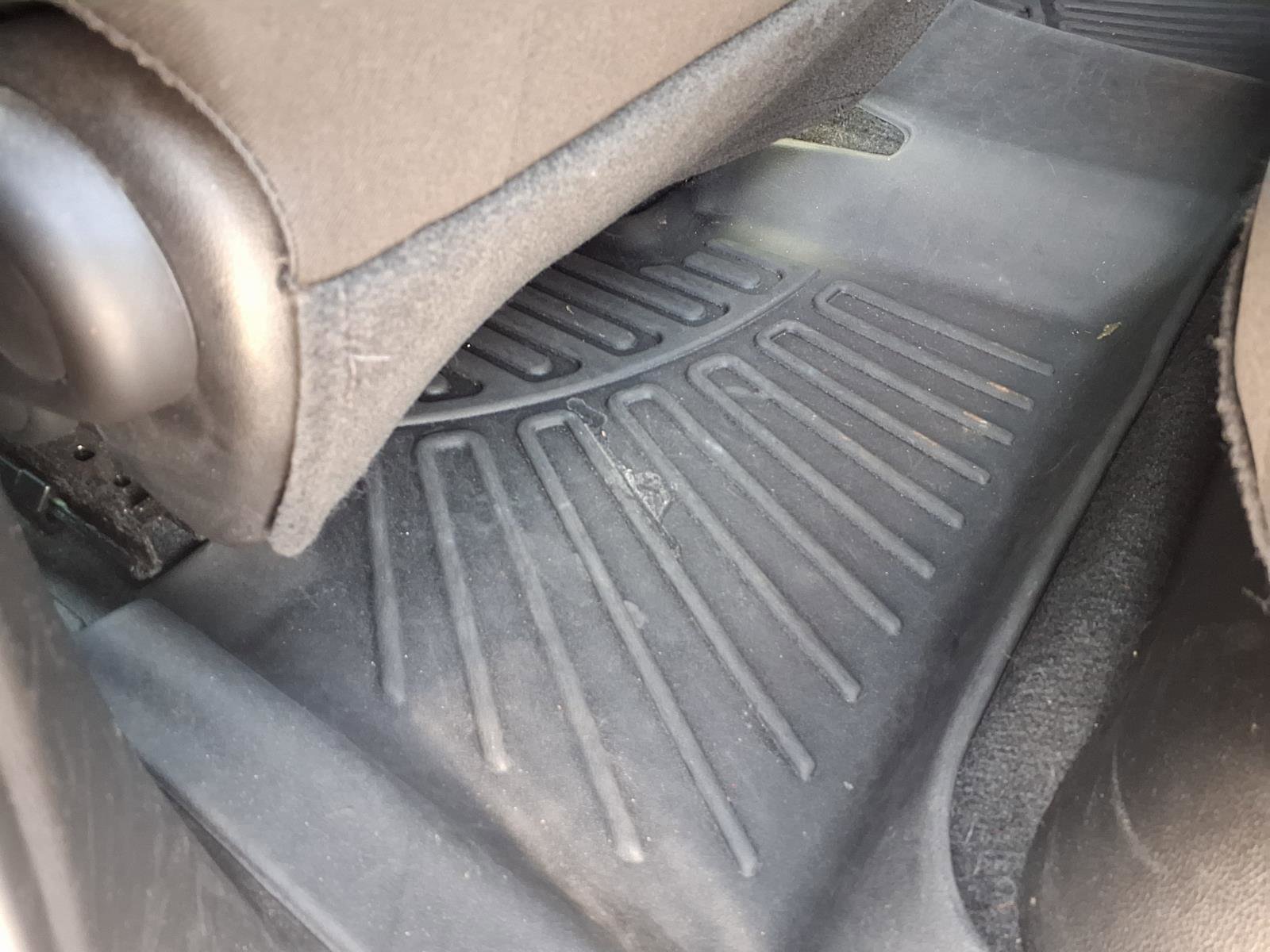 Used 2024 GMC Canyon Elevation w/ Convenience Package image 25