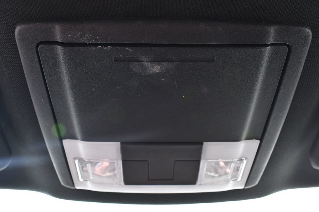 Used 2017 Ford Explorer XLT AWD/4WD image 34