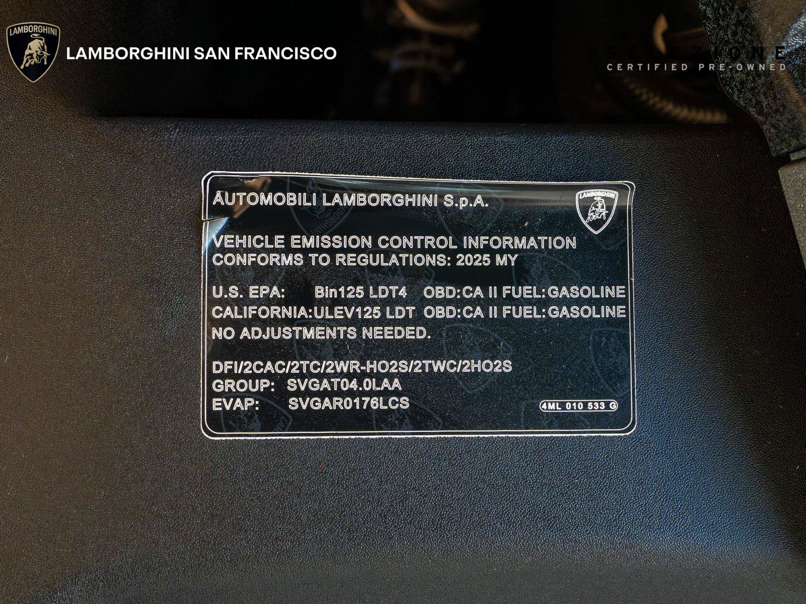 Used 2025 Lamborghini Urus SE AWD/4WD image 38