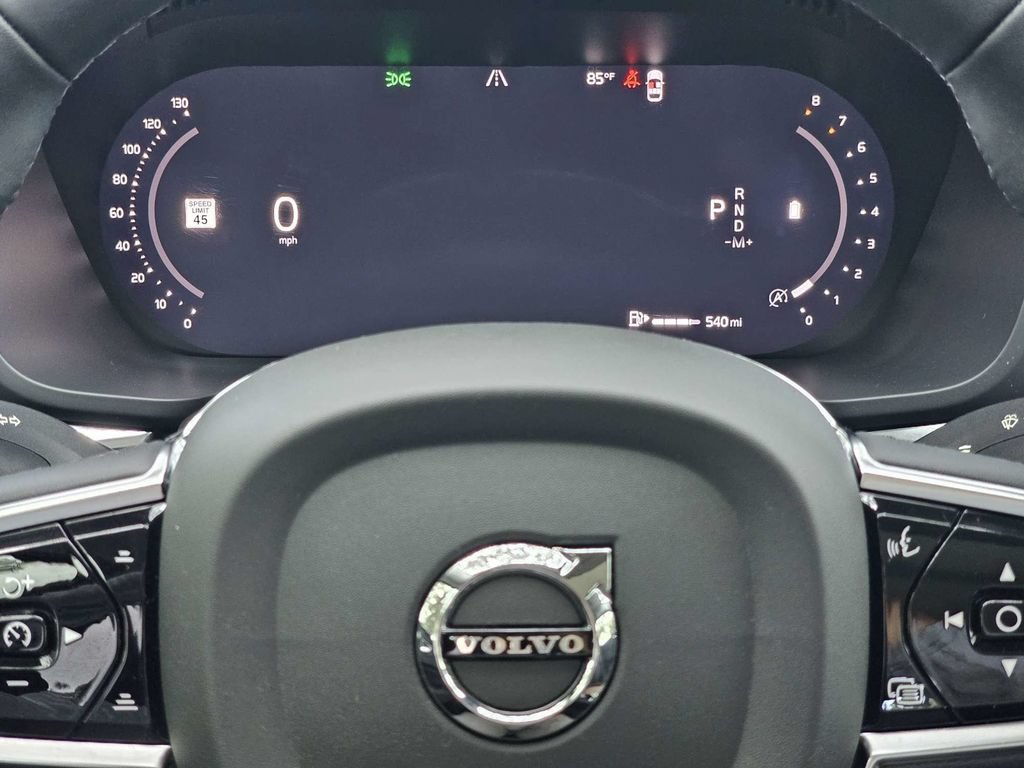Certified 2023 Volvo XC60 B5 Ultimate w/ Climate Package FWD image 29
