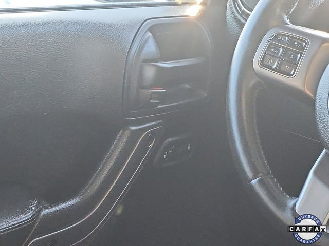 Used 2018 Jeep Wrangler Unlimited Sahara image 11
