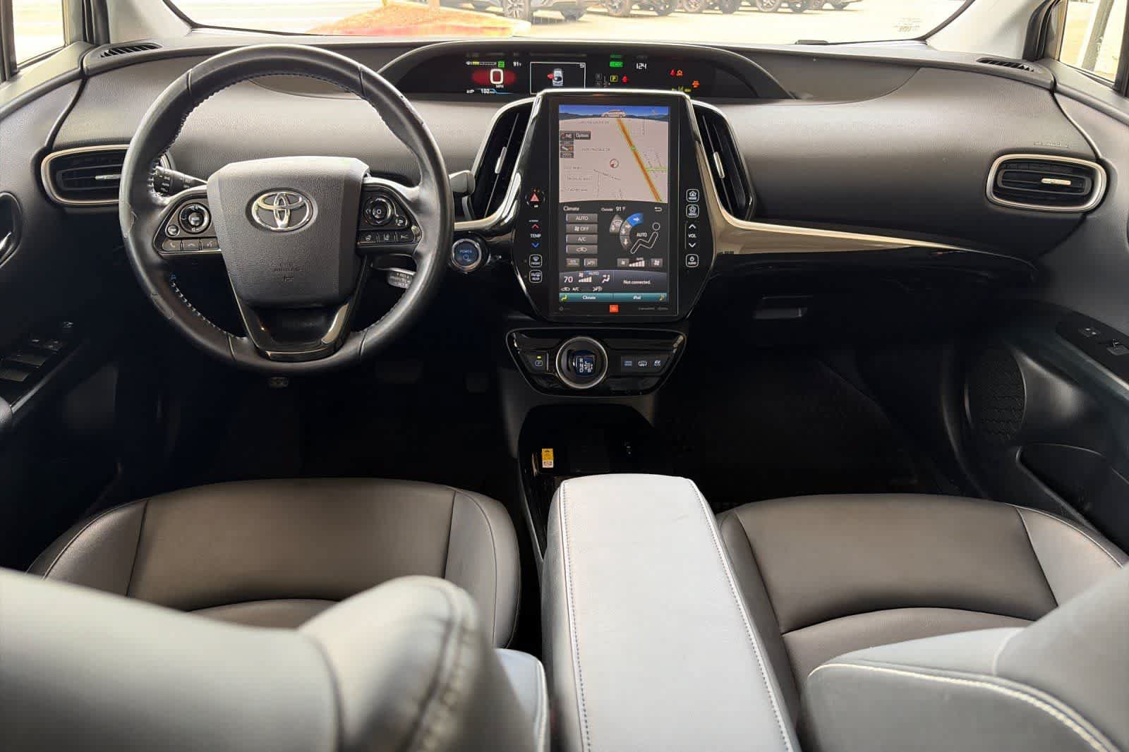 Used 2021 Toyota Prius Prime Limited FWD image 3