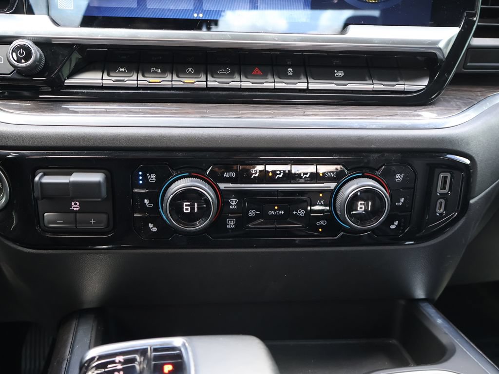 Used 2023 Chevrolet Silverado 1500 LTZ RWD image 46