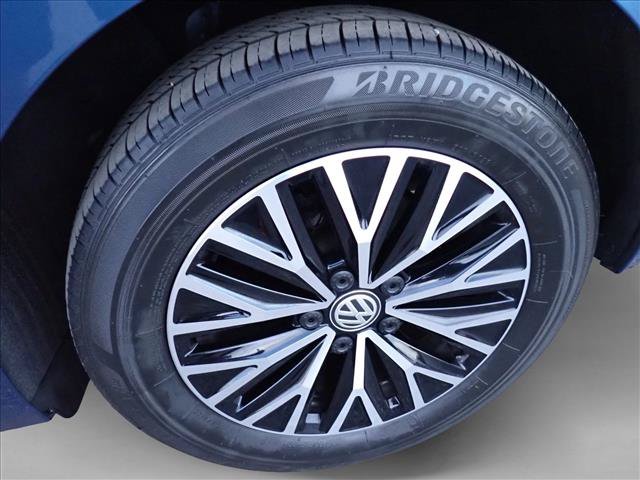 Used 2021 Volkswagen Jetta SE w/ SE Cold Weather Package FWD image 7