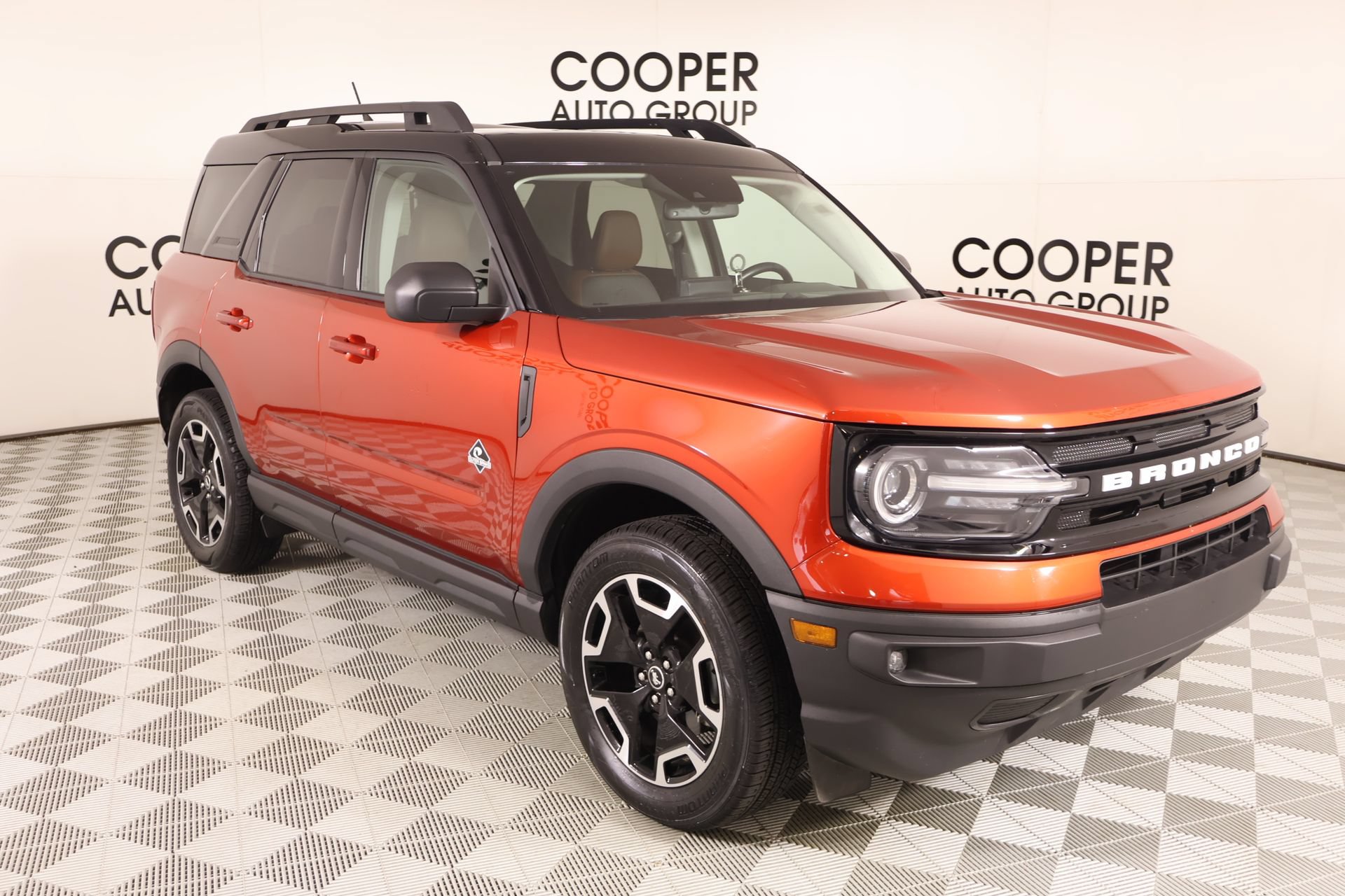 Used 2023 Ford Bronco Sport Outer Banks w/ Tech Package AWD/4WD image 1