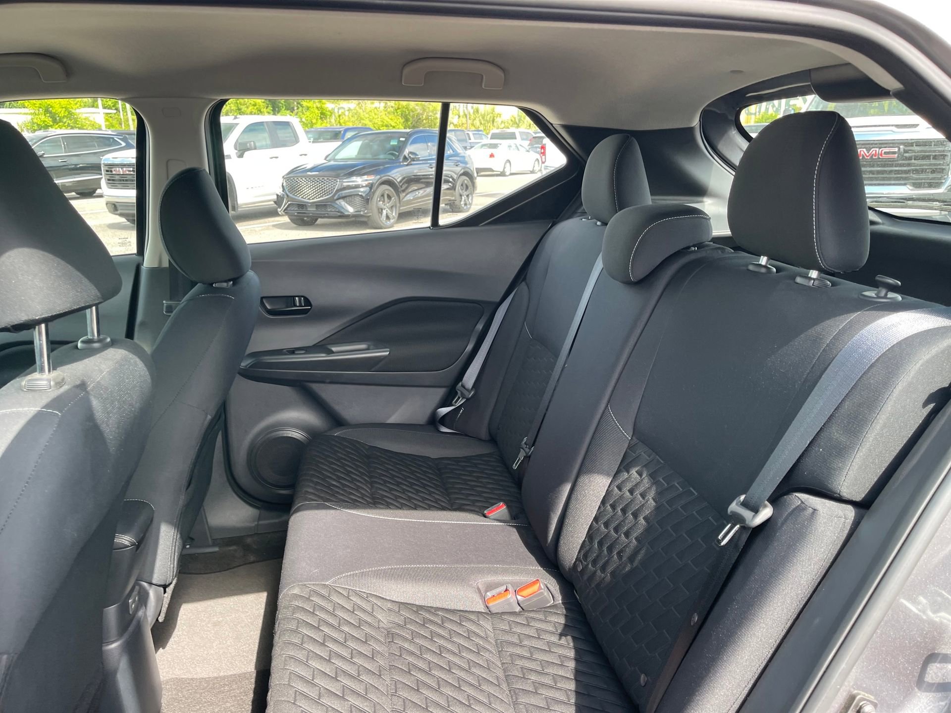 Used 2022 Nissan Kicks S FWD image 22