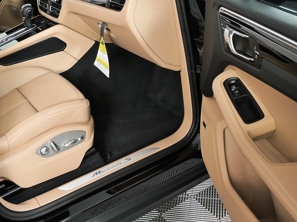 New 2026 Porsche Macan S image 26