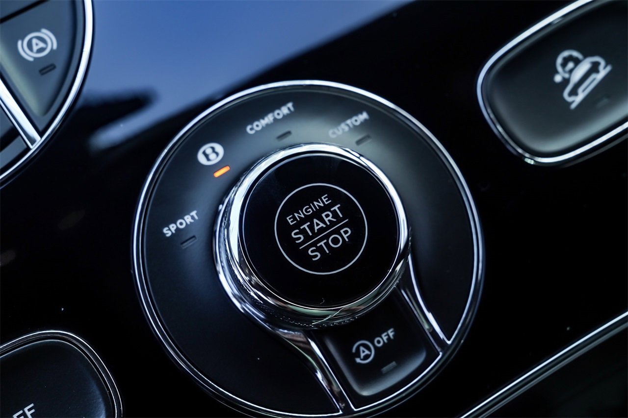 Certified 2024 Bentley Bentayga Extended Wheelbase image 27