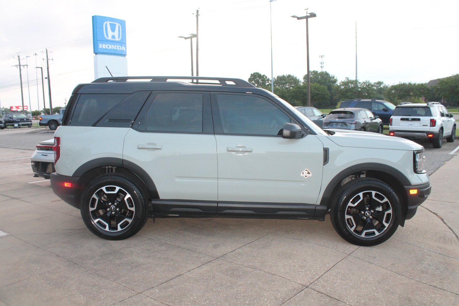 Used 2024 Ford Bronco Sport Outer Banks AWD/4WD image 4