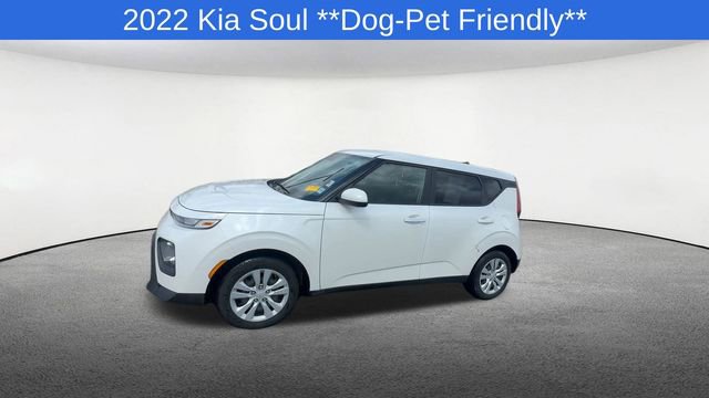 Used 2022 Kia Soul LX image 4
