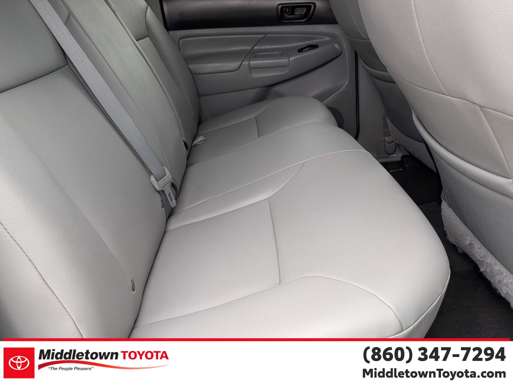 Used 2015 Toyota Tacoma 4x4 Double Cab w/ Limited Package image 33