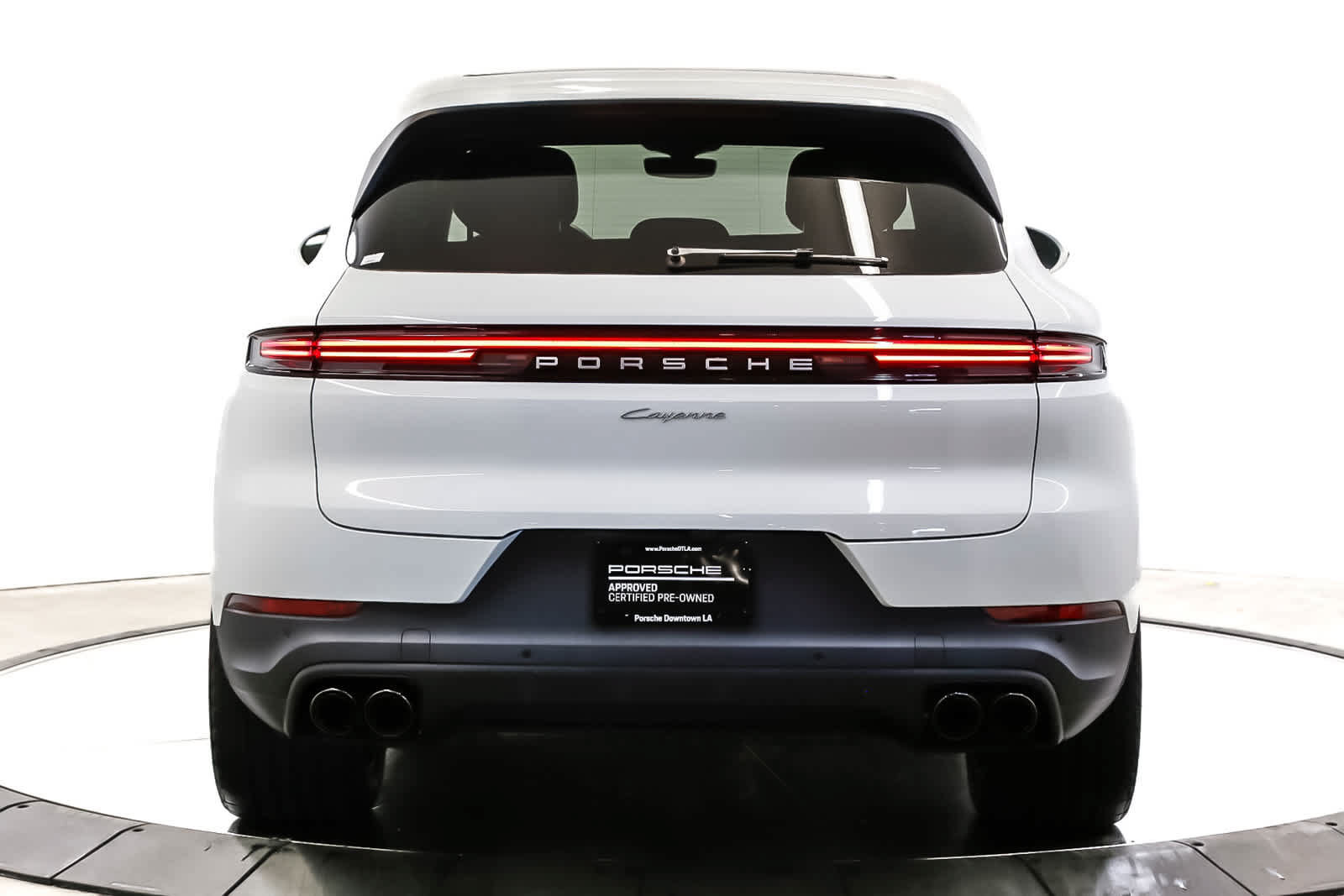 Certified 2024 Porsche Cayenne AWD/4WD image 10