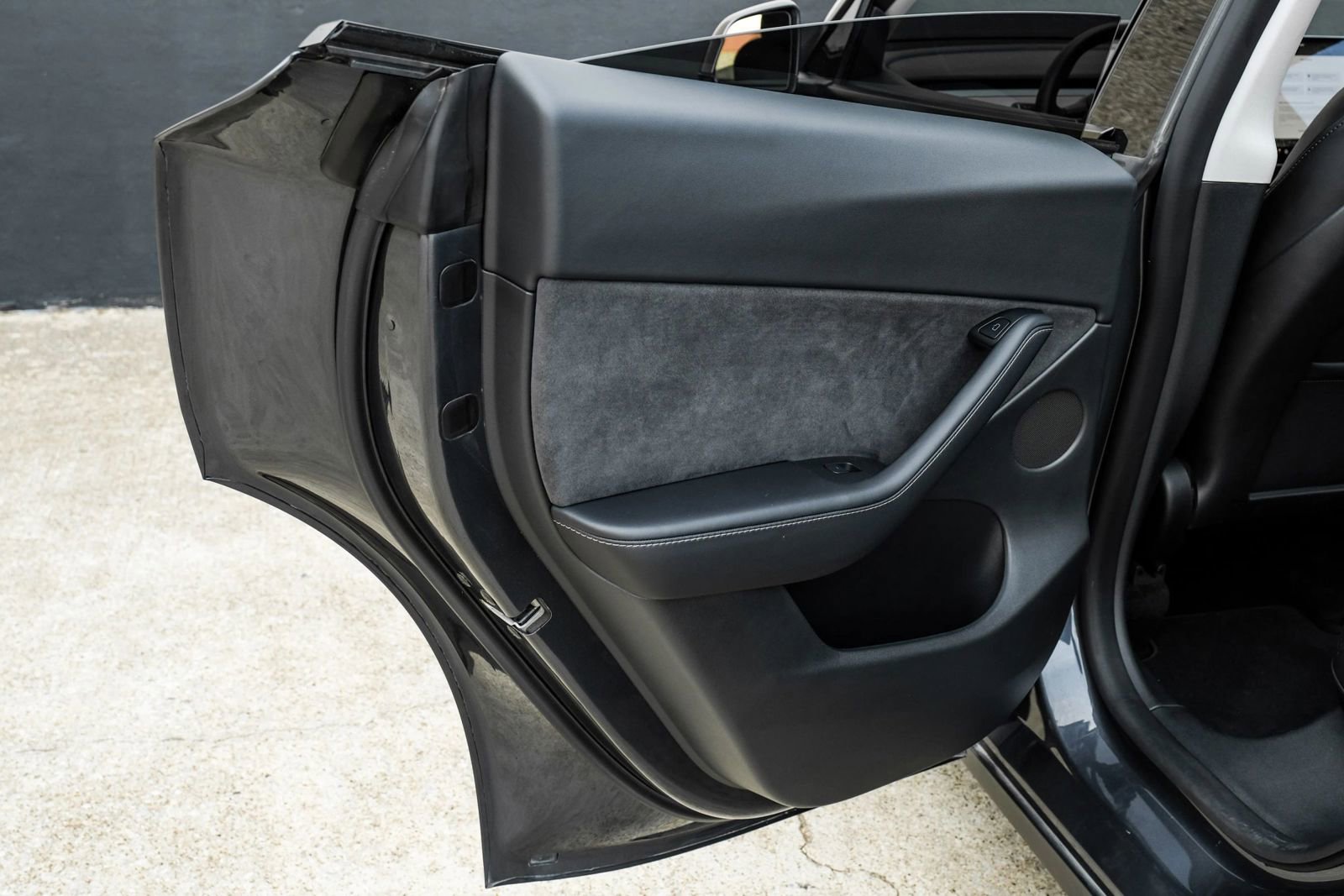 Used 2022 Tesla Model Y Performance AWD/4WD image 46