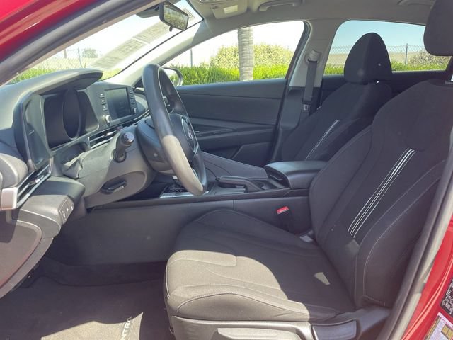 Used 2023 Hyundai Elantra SEL w/ Cargo Package FWD image 18