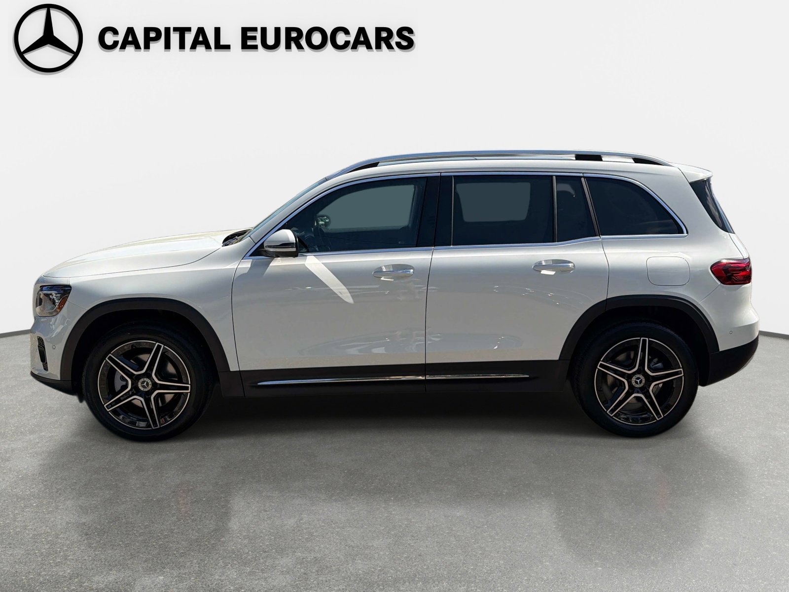 New 2026 Mercedes-Benz GLB 250 image 8