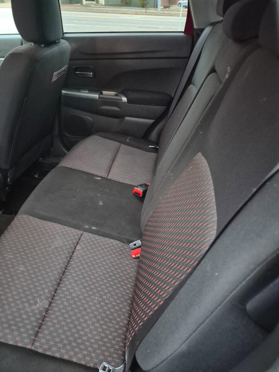 Used 2018 Mitsubishi Outlander Sport ES FWD image 7