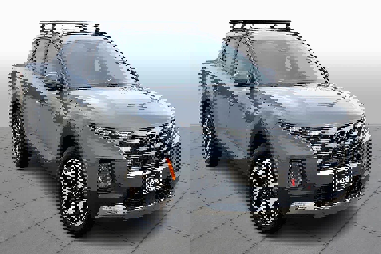 Used 2024 Hyundai Santa Cruz Limited image 2