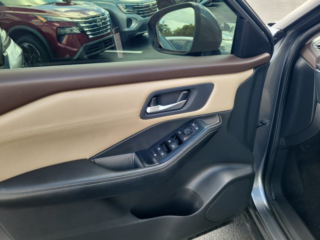 Certified 2023 Nissan Rogue SV w/ SV Premium B Package FWD image 19