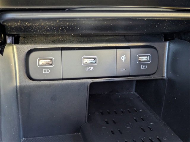 Used 2023 Kia Sorento S image 26