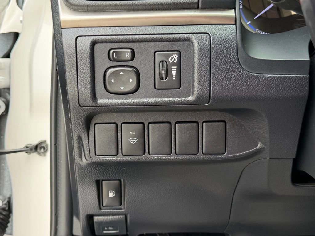 Used 2016 Lexus CT 200h w/ Accessory Package 2 image 39