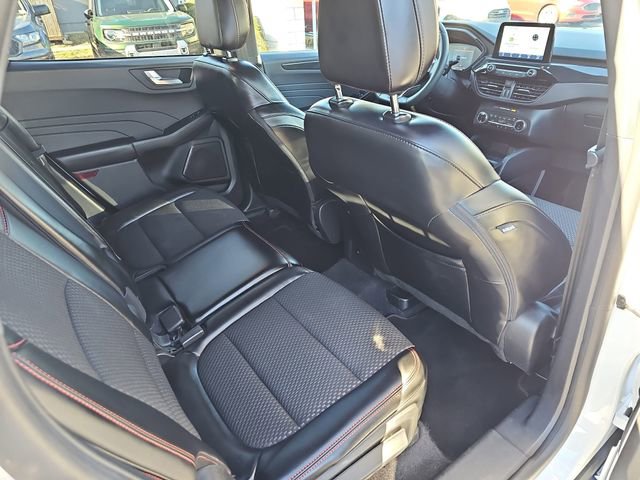 Used 2023 Ford Escape ST-Line image 11