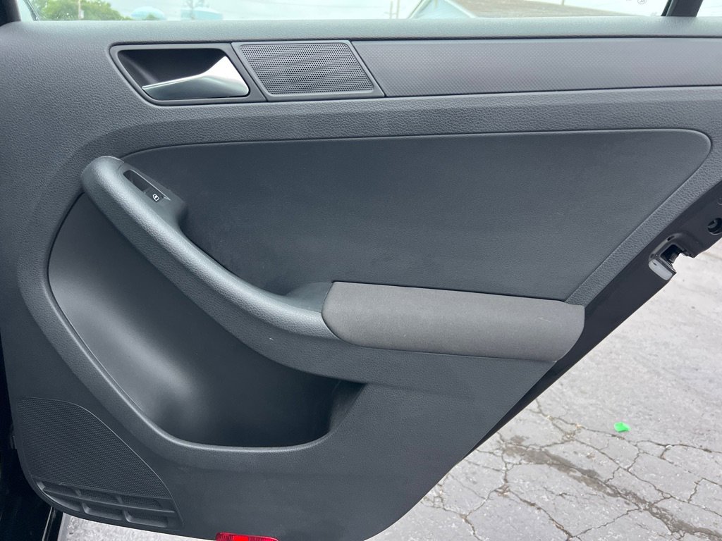 Used 2011 Volkswagen Jetta Sedan image 14
