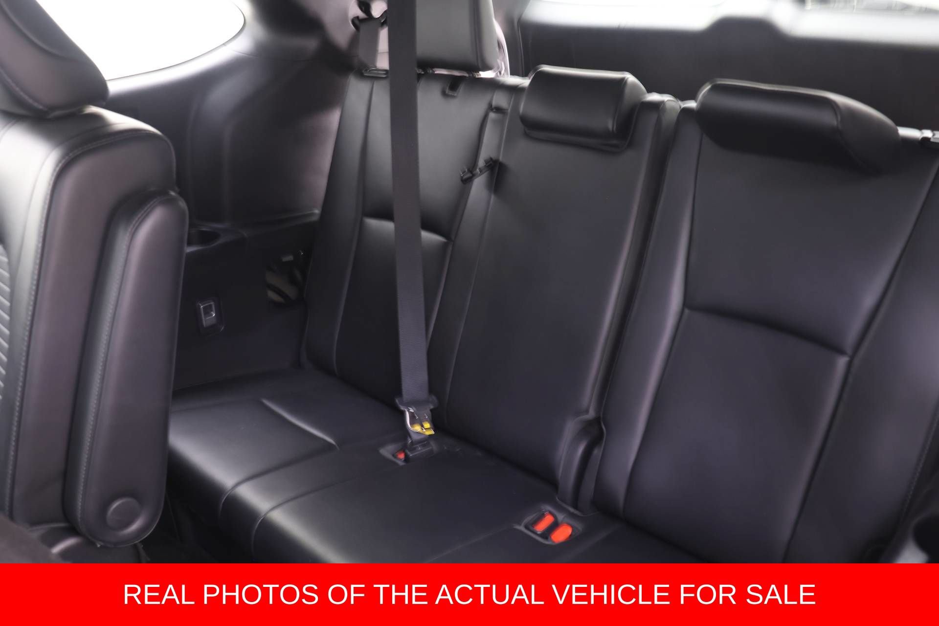 Used 2022 Toyota Highlander XSE FWD image 14