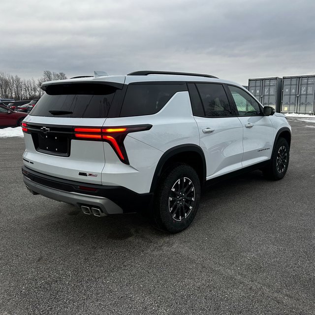 New 2026 Chevrolet Traverse Z71 w/ Driver Confidence Package image 3