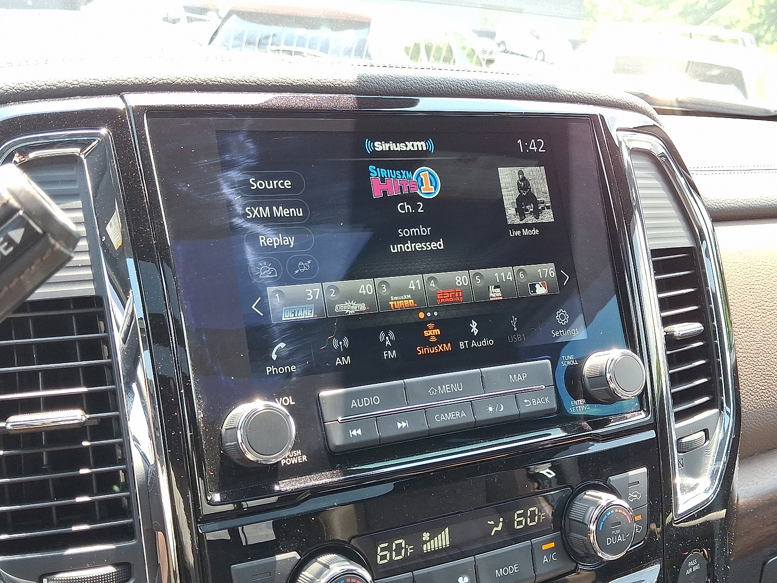 Used 2024 Nissan Titan Platinum Reserve w/ Moonroof Package image 19