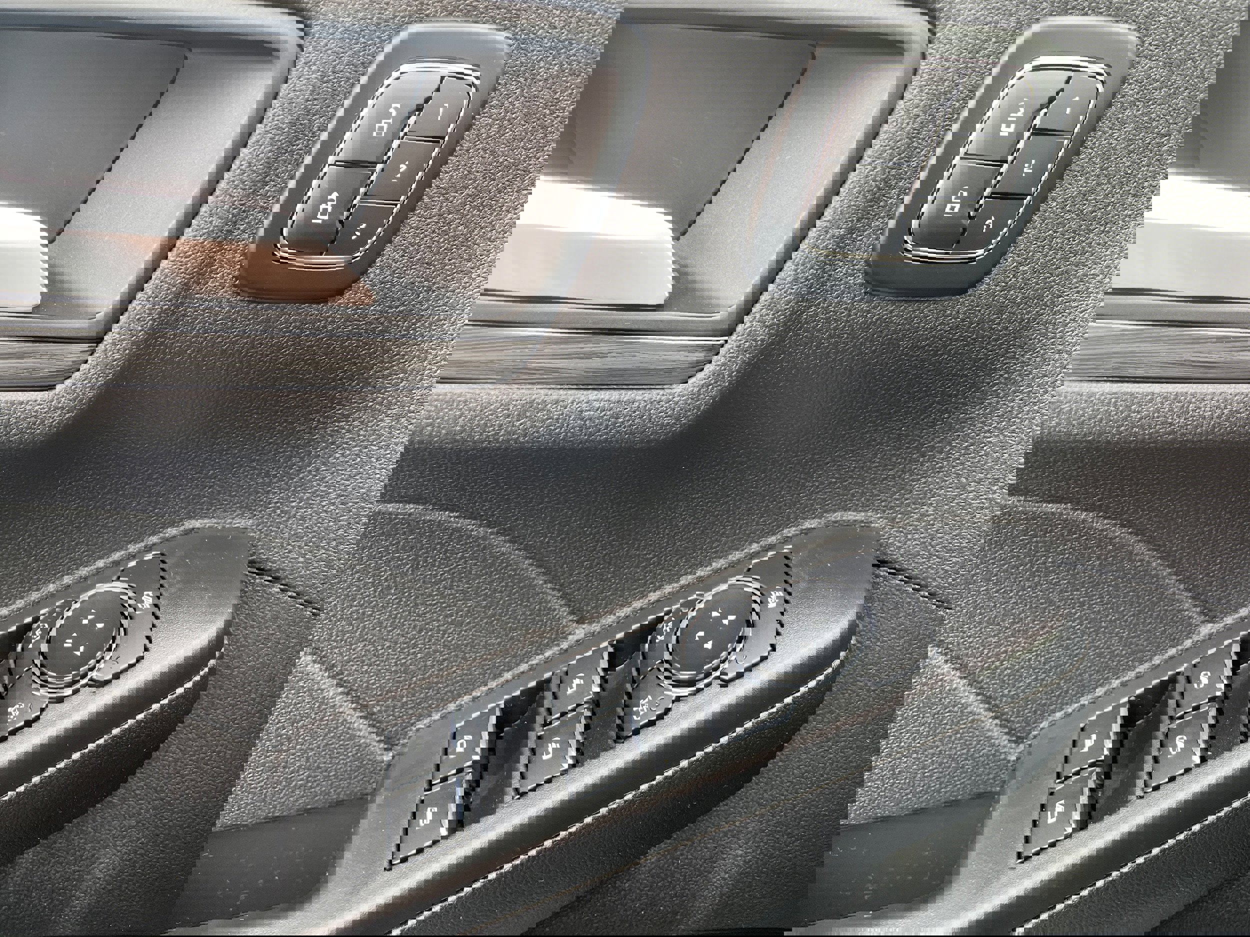 New 2026 Ford Escape Platinum w/ Premium Technology Package image 32