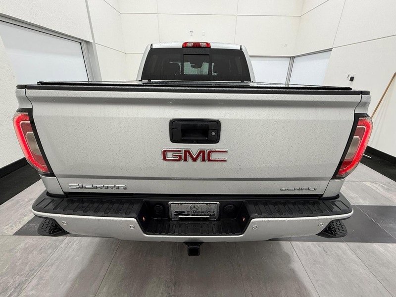 Used 2018 GMC Sierra 1500 Denali image 3
