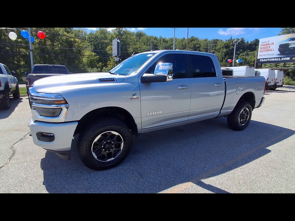Used 2026 RAM 2500 Laramie AWD/4WD image 4