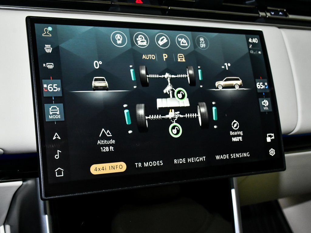 Used 2025 Land Rover Range Rover SE AWD/4WD image 41