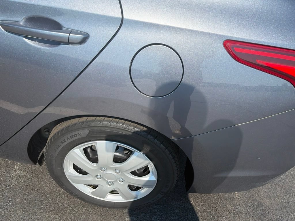 Used 2019 Hyundai Accent SE FWD image 11