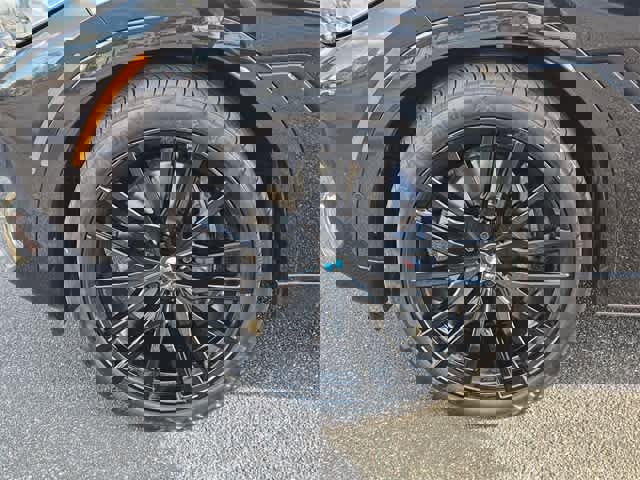 Used 2023 BMW X6 xDrive40i w/ Executive Package image 12