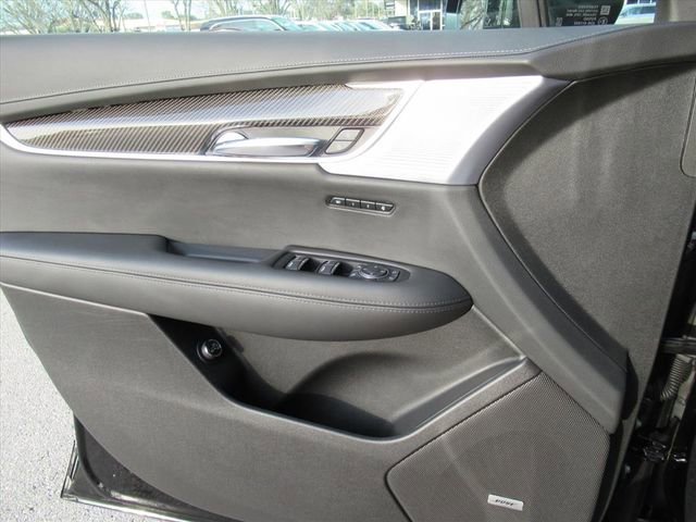 Certified 2025 Cadillac XT6 Sport w/ LPO, Red Accent Package image 21