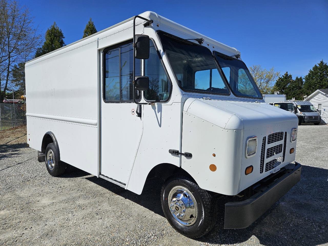 Used 2013 Ford E-350 and Econoline 350 Super Duty w/ Air Conditioning Prep Pkg image 7